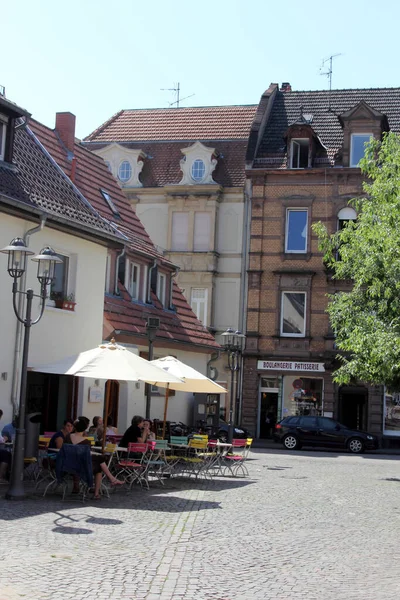 ドイツのハイデルベルクのダウンタウン ハイデルベルクはドイツで5番目に大きな都市であるバーデン ロッテルベルク州 ハイデルベルクは人口密度の高いライン ネッカー都市圏の一部である — ストック写真
