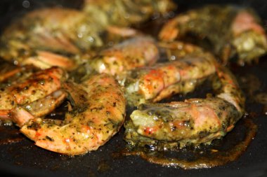 Taze ızgara karides, yakın plan.