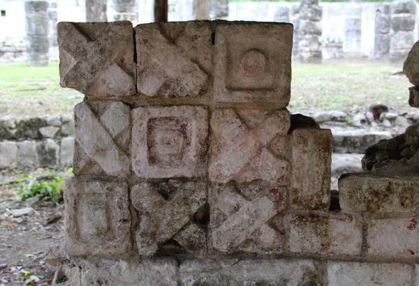 Detalle Relieve Piedra Chichén Itzá Sitio Arqueológico Pirámide Maya Yucatán — Foto de Stock