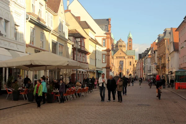 德国莱茵兰 法尔茨Speyer的老中心 斯皮尔斯是罗马人创办的 是德国最古老的城市之一 — 图库照片