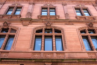 Heidelberg, Almanya 'da tarihi mimari. Heidelberg, Almanya 'nın Baden-Wrttemberg eyaletinde yer alan bir şehirdir..