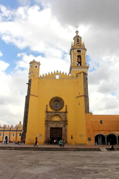 Iglesia San Pedro Apostol Plaza Mayor Cholula Cholula Puebla México —  Fotos de Stock