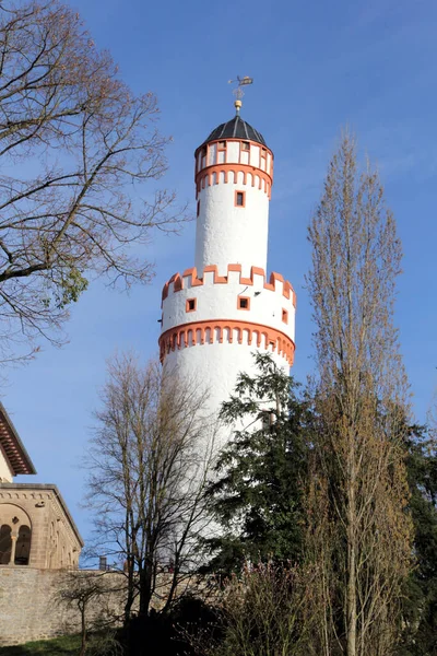ホワイトタワー悪いホンブルク城のウェイヤー用語 バート ホンブルク城 Bad Homburg Castle ドイツの都市バート ホンブルクにある城である 元々はヘッセ ホンブルクの墓所の住居であった — ストック写真