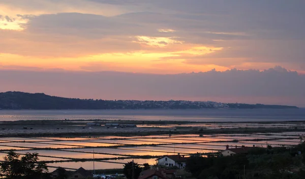 Soline Slovenië Bij Zonsondergang Portoroz Een Plaats Slovenië Maakt Deel — Stockfoto