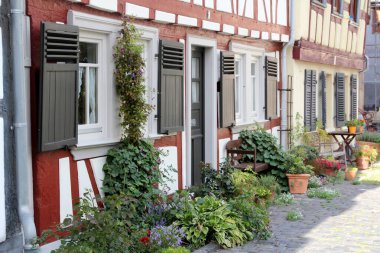 Frankfurt am Main, Almanya 'nın tarihi binaları ve mimarisi. Eski Frankfurt-Hoechst kasabası. Yarım keresteli evleri var. Hchst am Main 1928 'de Frankfurt am Main' in bir parçası oldu..