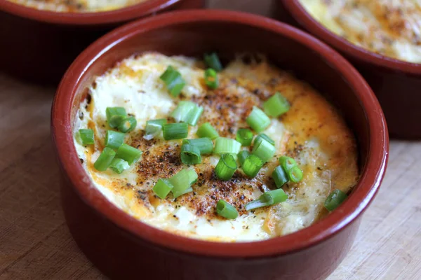 Gratin Pommes Terre Cuit Dans Petit Plat Céramique Avec Cadre — Photo