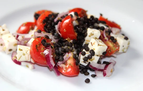 Saláta Fekete Lencsével Paradicsommal Fetával — Stock Fotó