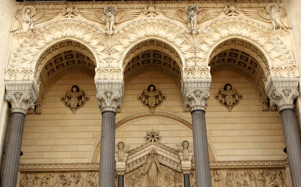 Вхід Базиліки Notre Dame Fourviere Ліон Франція Європа Великий Фасад — стокове фото
