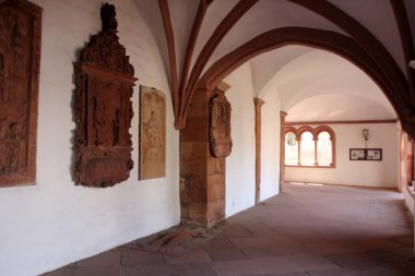 Aschaffenburg Bazilikası (İngilizce: 