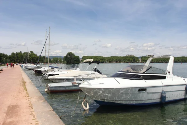 Paisaje Del Lago Annecy Montañas Los Alpes Francia —  Fotos de Stock