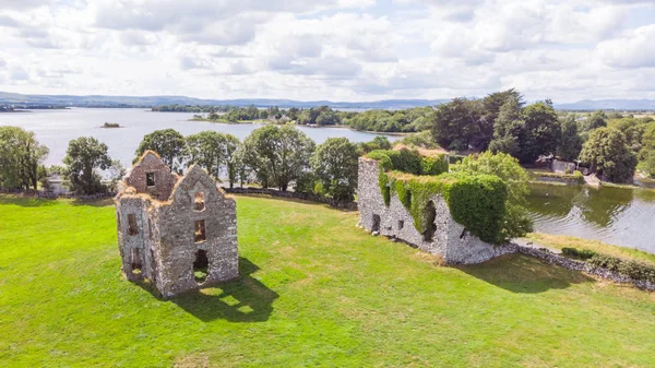 Una Vista Aérea Del Castillo Annaghkeen Situado Junto Lough Corrib — Foto de Stock