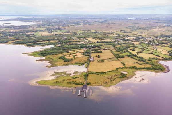 Una Vista Aérea Granjas Prados Cerca Lough Corrib Condado Galway — Foto de Stock