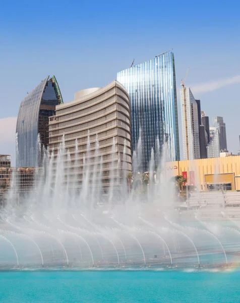 Dubai Uae November 2010 Striking Contemporary Buildings Adjacent Fountain Dubai — Stock Photo, Image