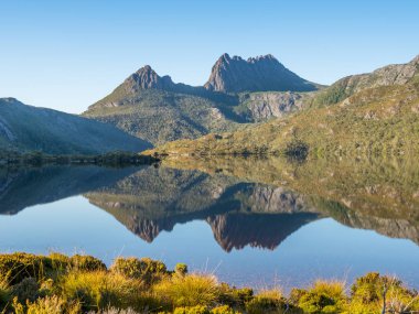 Cradle mountain ve güvercin Gölü
