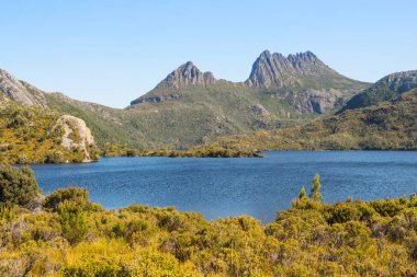 Cradle mountain ve güvercin Gölü