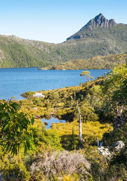 Cradle mountain ve güvercin Gölü