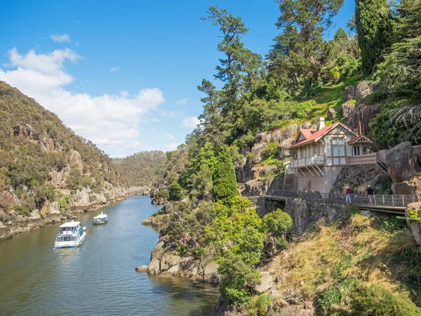 Barca da crociera in cataratta Gorge — Foto Stock