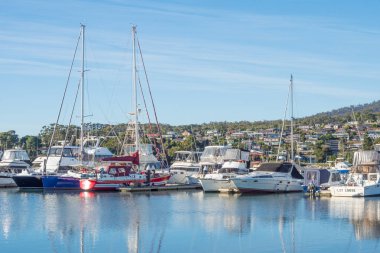 St Helens, Tazmanya'daki tekneler