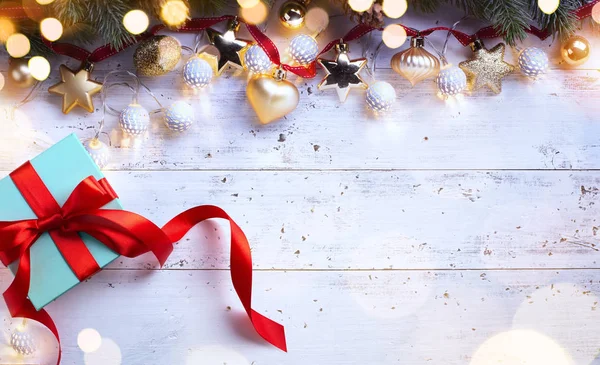 Weihnachtsbanner Hintergrund Feiertagsgeschenk Christbaumschmuck Und Kopierplatz Für Ihren Text — Stockfoto