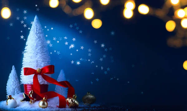 Kerstboom Feestdagen Licht Decoratie Blauwe Pagina — Stockfoto