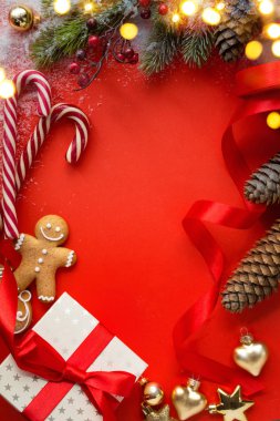 Noel hediyesi ve Noel ağacı süsü; Noel davetiye kartı geçmişi 