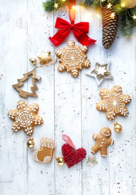 Noel süs düz yatıyordu; Noel tatil dekorasyon kartı arka plan 