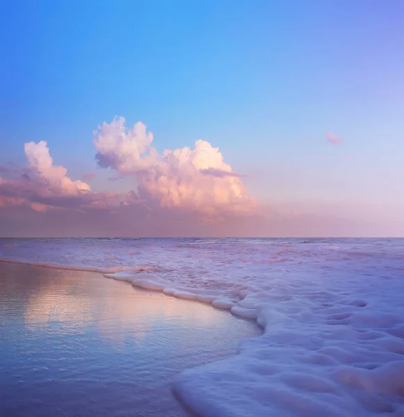 Summer Beach Arka Plan - Güzel Kum Ve Deniz Ve Güneş ışığı — Stok fotoğraf