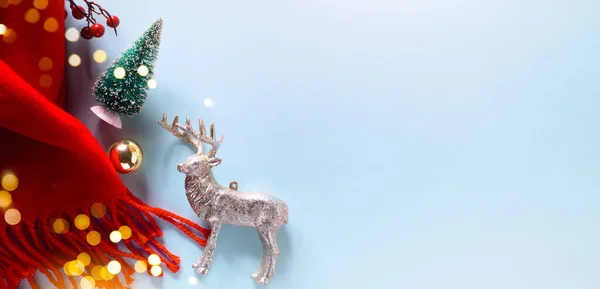 Kerstspandoek. Achtergrond Kerstmis ontwerp van sprankelende lichten gar — Stockfoto