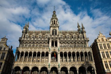 Maison du Roi içinde bulunan Brüksel Şehir Müzesi süslü cephe. Grand Place, Brussels, Belçika merkezi kare
