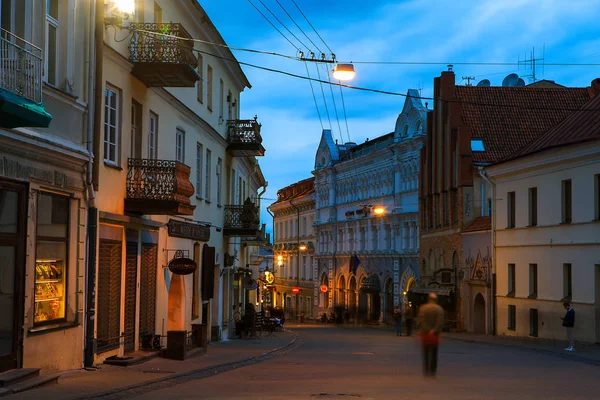 Vilnius Litvanya Nisan 2018 Pitoresk Ausros Vartu Street Akşamları Vilnius — Stok fotoğraf