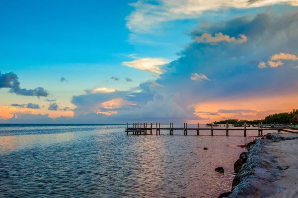 Belo Pôr Sol Praia Tranquila Marathon Key Florida Keys Estados — Fotografia de Stock