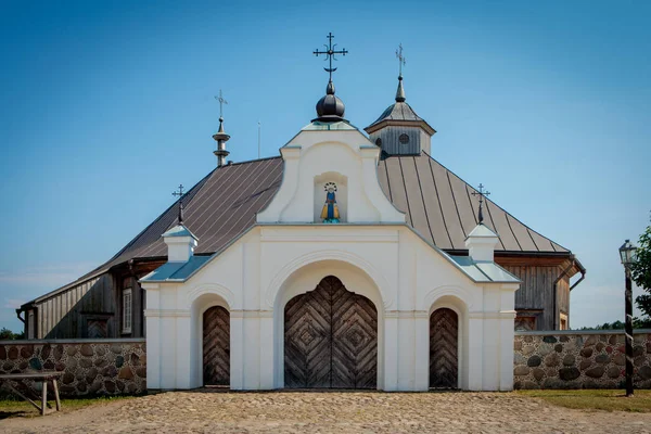 Rumsiskes 立陶宛 2018年6月2日 Rumsiskes 露天人种志博物馆的教堂 欧洲最大的露天人种学博物馆之一 — 图库照片