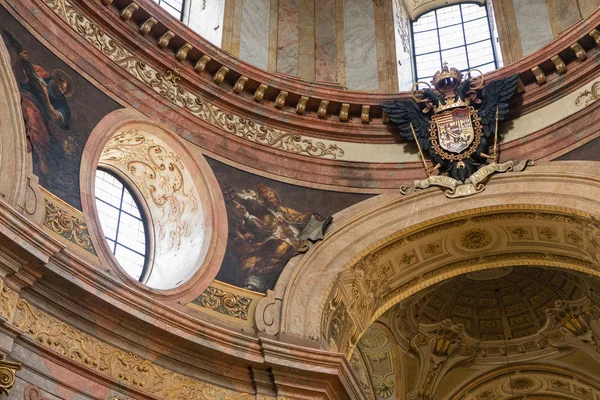 Vienna Avusturya Ağustos 2017 Peterskirche Veya Peter Kilise Graben Sokakta — Stok fotoğraf