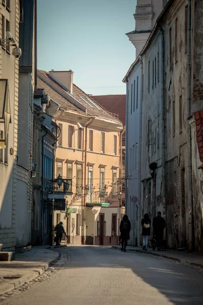 Vilna Lituania Octubre 2018 Gente Camina Por Calle Ignoto Pintoresca — Foto de Stock