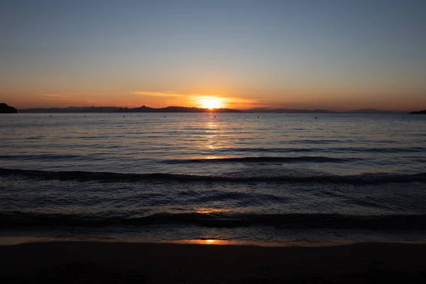 Yunanistan Ege Denizi Nde Romantik Günbatımı — Stok fotoğraf
