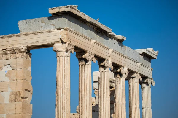Jonowych Kolumny Erechtheum Akropolu Atenach Grecja — Zdjęcie stockowe
