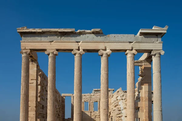 Colunas Iónicas Erechtheum Acrópole Atenas Grécia — Fotografia de Stock