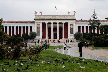 Atina, Yunanistan - 23 Ekim 2018: National Archaeological Museum Yunan Antik dünya çapında eserler en zengin koleksiyonu içerir. 
