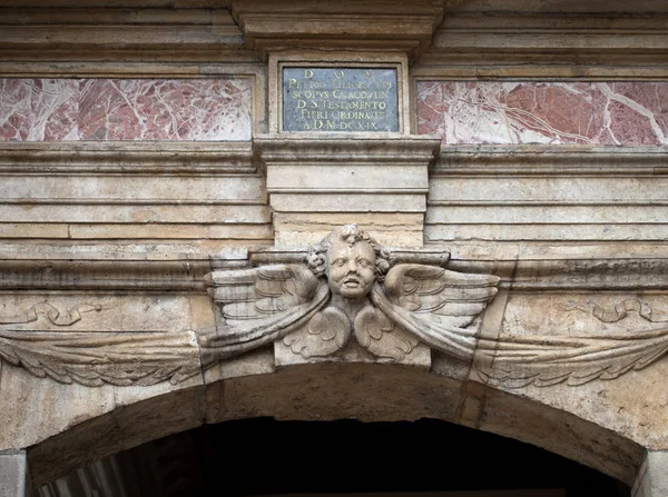 Königsschloss Wawel in Krakau, Polen — Stockfoto