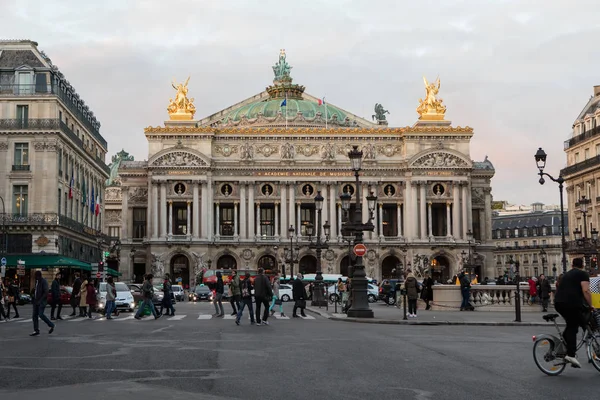 Paris Opera Binası