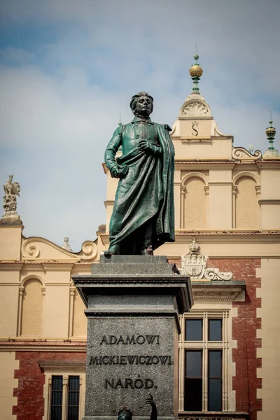Monumen Adam Mickiewicz di Krakow — Stok Foto