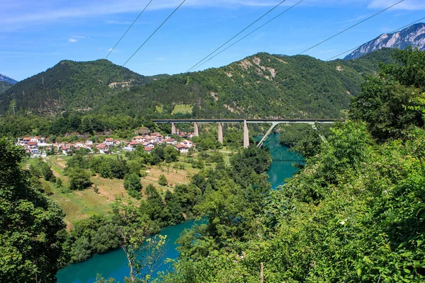 Widok Małe Miasteczko Jablanica Alpach Dynarskich Lub Dinarides Pasmo Górskie — Zdjęcie stockowe