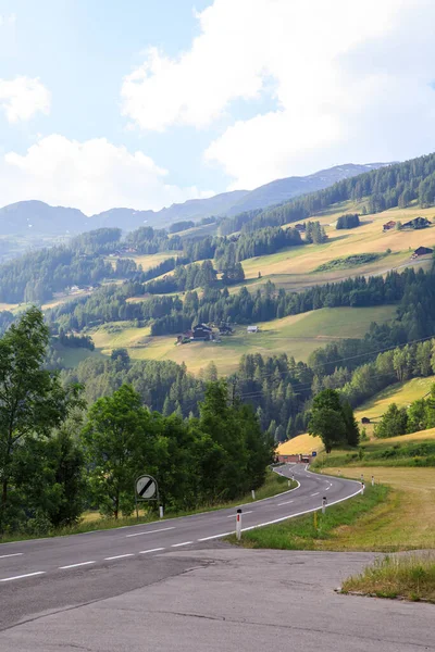 Avusturya Daki Hohe Tauern Ulusal Parkı Nda Evleri Kulübeleri Olan — Stok fotoğraf