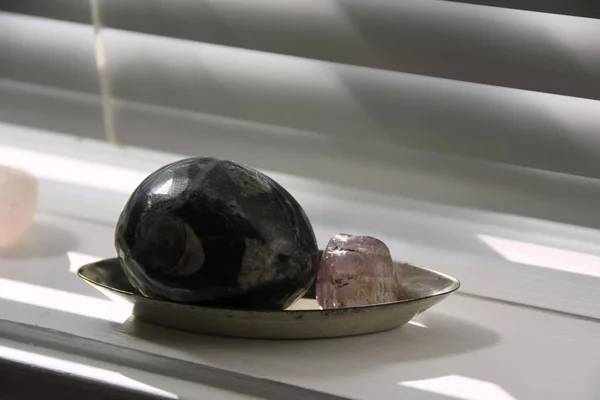 Mineral Specimens Silver Tray Windowsill — Stock Photo, Image