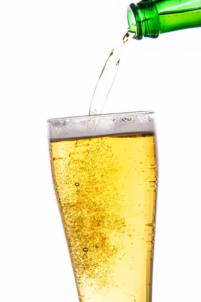 Cerveza Fondo Blanco — Foto de Stock