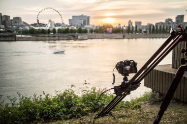 Montreal Limanı 'nda gün batımı 