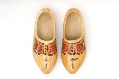 Geleneksel Hollanda tahta takunya beyaz arka plan üzerinde izole