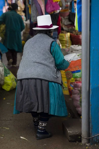 Cusco Peru Januar 2018 Unbekannte Frau Auf Dem San Pedro — Stockfoto