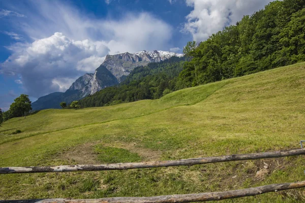 Vista Los Alpes Suizos Raetikon Maienfeld Suiza — Foto de Stock