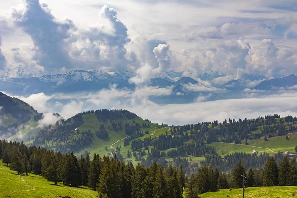 查看瑞士阿尔卑斯山从 Rigi Kulm 在瑞士 — 图库照片